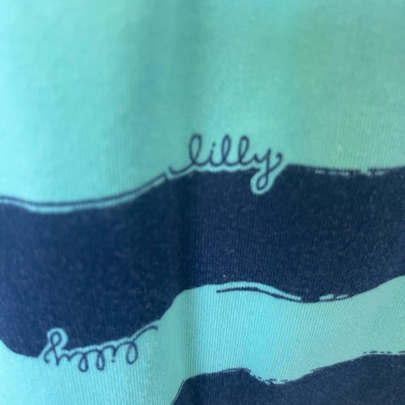 Lilly Pulitzer 3/4 zippered top. Size L. Color Aqua and Navy - Picture 5 of 12